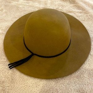 Womens Hat